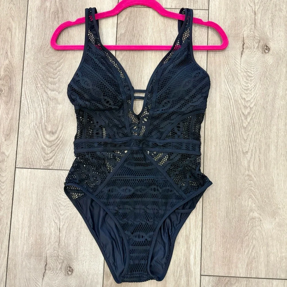 NWT! BECCA BY REBECCA VIRTUE, Crochet One-Piece Swimsuit in black. - Picture 7 of 10